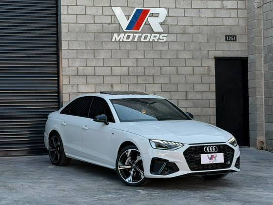 AUDI A4 2.0 TFSI MHEV S LINE S TRONIC AUDI A4 2.0 TFSI MHEV S LINE S TRONIC